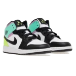 ⁦Air Jordan 1 Mid GS "Pastel Black Toe" White Volt Green Glow⁩ – תמונה ⁦2⁩