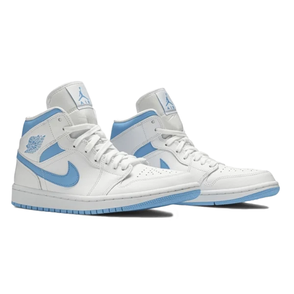 ⁦Air Jordan 1 Mid "UNC" White Carolina Blue⁩ – תמונה ⁦2⁩