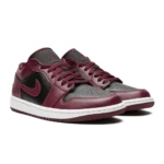 ⁦Air Jordan 1 Low SE Dark Beetroot Black White⁩ – תמונה ⁦2⁩
