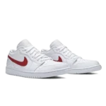 ⁦Air Jordan 1 Low White University Red⁩ – תמונה ⁦2⁩