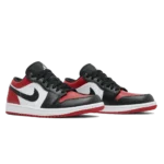 ⁦Air Jordan 1 Low "Bred Toe" Gym Red Black White⁩ – תמונה ⁦2⁩