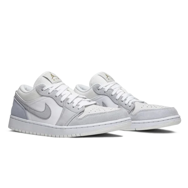 ⁦Air Jordan 1 Low Sky "Paris" White Sky Grey Football Grey⁩ – תמונה ⁦2⁩
