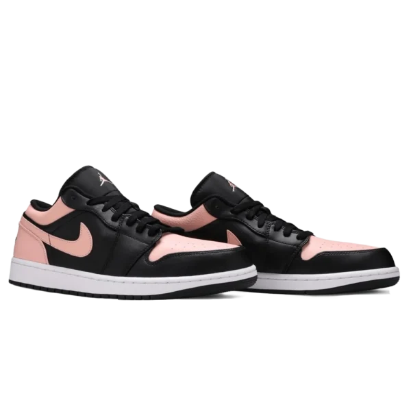 ⁦Air Jordan 1 Low Crimson Tint  Black Hyper Pink White⁩ – תמונה ⁦2⁩