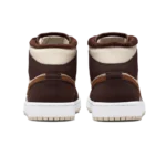 ⁦Air Jordan 1 Mid SE Cream Dark Chocolate⁩ – תמונה ⁦3⁩