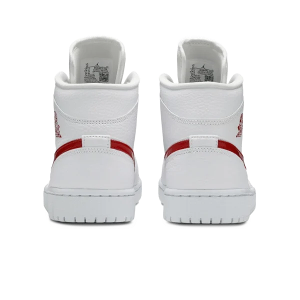 ⁦Air Jordan 1 Mid White University Red⁩ – תמונה ⁦3⁩