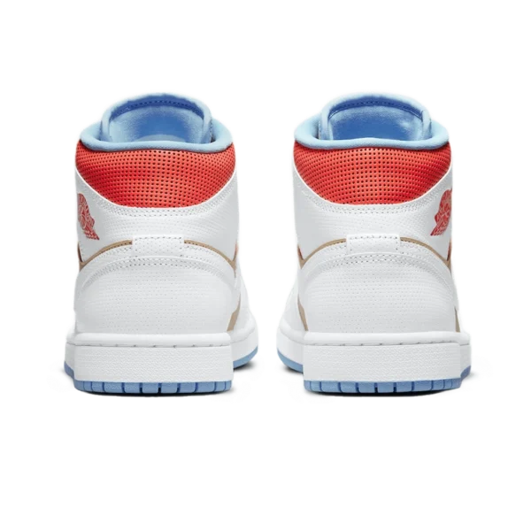 ⁦Air Jordan 1 Mid SE Sesame White Flash Crimson⁩ – תמונה ⁦3⁩