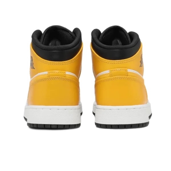 ⁦Air Jordan 1 Mid University Gold White Black⁩ – תמונה ⁦3⁩