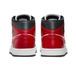 ⁦Air Jordan 1 Mid Gym Red White Black⁩ – תמונה ⁦3⁩
