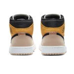 ⁦Air Jordan 1 Mid SE Particle Beige Metallic Red Bronze Black⁩ – תמונה ⁦3⁩