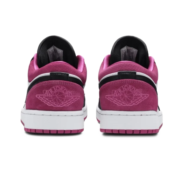 ⁦Air Jordan 1 Low Black Active Fuchsia⁩ – תמונה ⁦3⁩