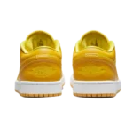 ⁦Air Jordan 1 Low Yellow Strike White Pollen⁩ – תמונה ⁦3⁩