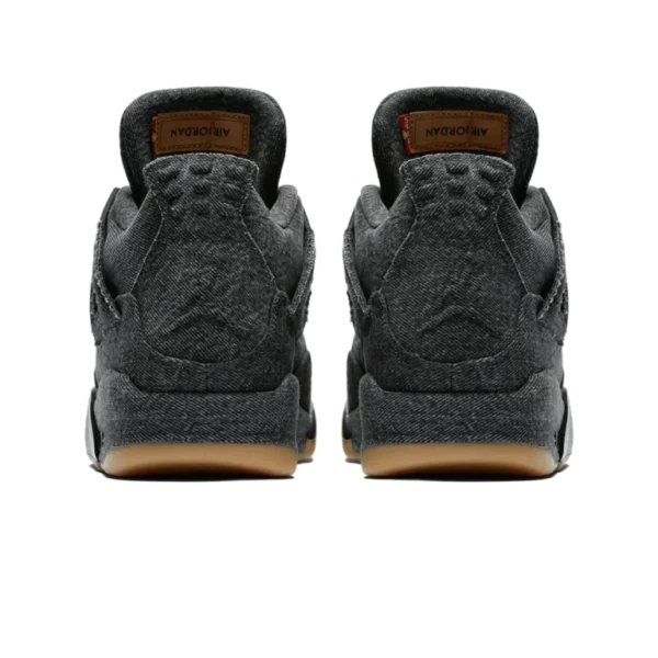 ⁦Air Jordan 4 Retro x Levi's "Black Denim"⁩ – תמונה ⁦3⁩