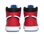 ⁦Air Jordan 1 Retro High OG x Spider-Verse Origin Story⁩ – תמונה ⁦3⁩