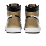 ⁦Air Jordan 1 Retro High OG Gold Toe⁩ – תמונה ⁦3⁩