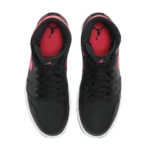 ⁦Air Jordan 1 Mid Black White Siren Red⁩ – תמונה ⁦4⁩