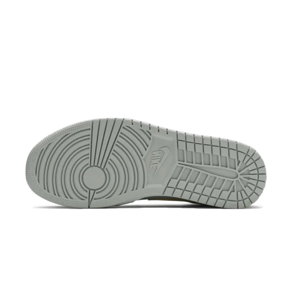 ⁦Air Jordan 1 Mid SE Grey Fog Lemon Wash White⁩ – תמונה ⁦4⁩