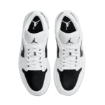 ⁦Air Jordan 1 Low "Panda" White Black⁩ – תמונה ⁦4⁩