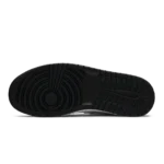 ⁦Air Jordan 1 Low Black Medium Grey White⁩ – תמונה ⁦4⁩