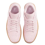 ⁦Air Jordan 1 Low Arctic Pink White Gum Light Brown⁩ – תמונה ⁦4⁩