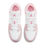 ⁦Air Jordan 1 Low "Strawberry Ice Cream" Arctic Punch Vanilla White⁩ – תמונה ⁦4⁩