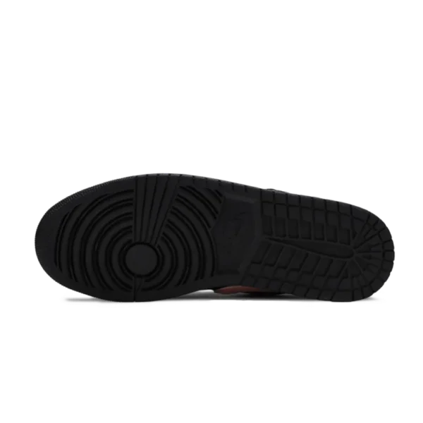 ⁦Air Jordan 1 Low Crimson Tint  Black Hyper Pink White⁩ – תמונה ⁦4⁩