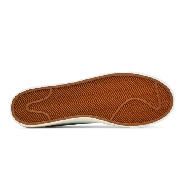 ⁦Nike Blazer Low Green Spark⁩ – תמונה ⁦4⁩