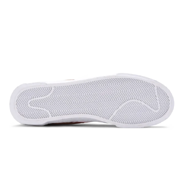 ⁦Nike Blazer Low x Sacai Light British Tan⁩ – תמונה ⁦4⁩