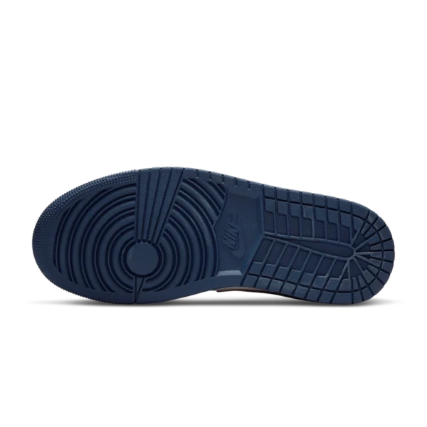 ⁦Air Jordan 1 Mid SE Gym Red Midnight Navy⁩ – תמונה ⁦5⁩