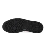 ⁦Air Jordan 1 Mid "Pink Shadow" Black Hot Punch White⁩ – תמונה ⁦5⁩