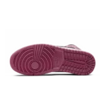 ⁦Air Jordan 1 Mid SE Berry Pink Light Bone White Black⁩ – תמונה ⁦5⁩