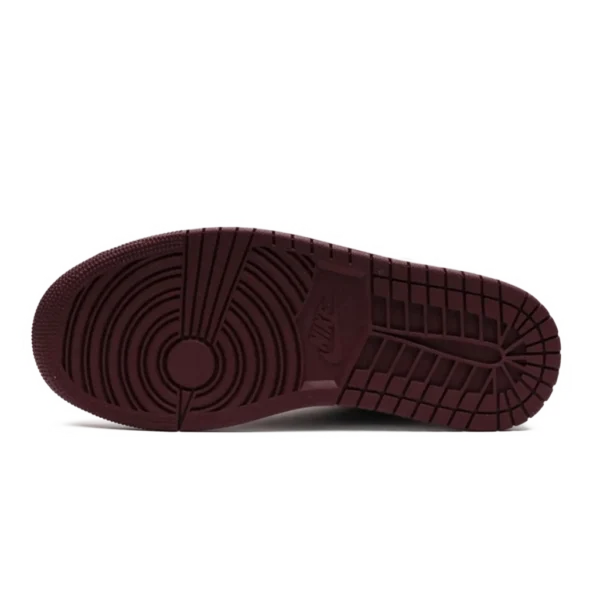 ⁦Air Jordan 1 Low SE Dark Beetroot Black White⁩ – תמונה ⁦4⁩