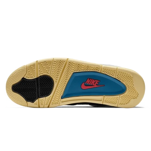 ⁦Air Jordan 4 Retro x Union LA "Off Noir"⁩ – תמונה ⁦5⁩
