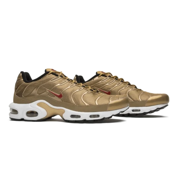 ⁦Nike Air Max Plus Metallic Gold⁩ – תמונה ⁦2⁩