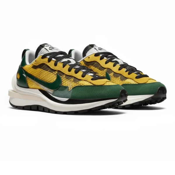 ⁦Nike Sacai Vapor Waffle "Tour Yellow Gorge Green"⁩ – תמונה ⁦2⁩