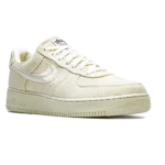 ⁦Nike Air Force 1 Low x Stüssy "Fossil"⁩ – תמונה ⁦2⁩