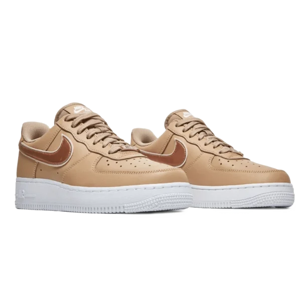⁦Nike Air Force 1 07 Essential Hemp Metallic Rose Gold⁩ – תמונה ⁦2⁩