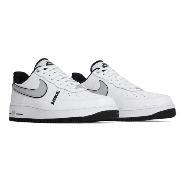 ⁦Nike Air Force 1 ’07 LV8 White Wolf Grey⁩ – תמונה ⁦2⁩