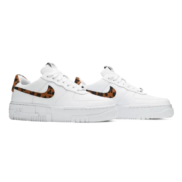 ⁦Nike Air Force 1 Pixel Leopard⁩ – תמונה ⁦2⁩
