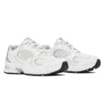 ⁦New Balance 530 Munsell White Silver Metallic⁩ – תמונה ⁦2⁩