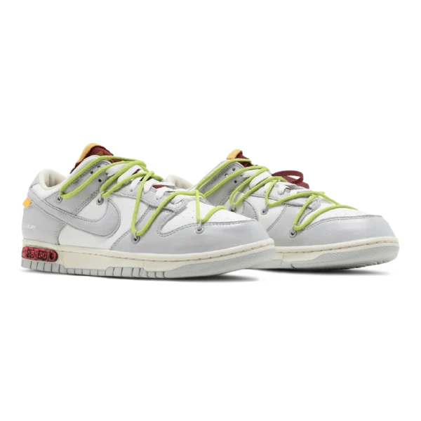 ⁦Nike Dunk Low x Off-White "Lot 08 of 50" Sail Neutral Grey⁩ – תמונה ⁦2⁩