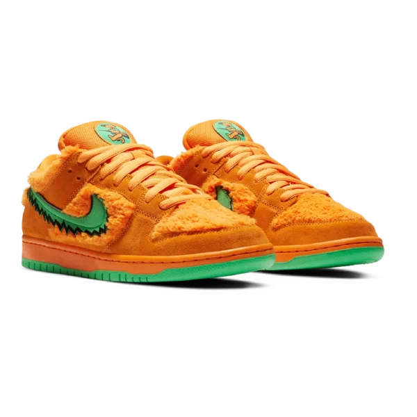 ⁦Nike Dunk Low SB x Grateful Dead Orange Bear⁩ – תמונה ⁦2⁩