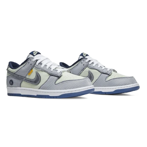 ⁦Nike Dunk Low x Union LA “Passport Pack" Pistachio⁩ – תמונה ⁦2⁩