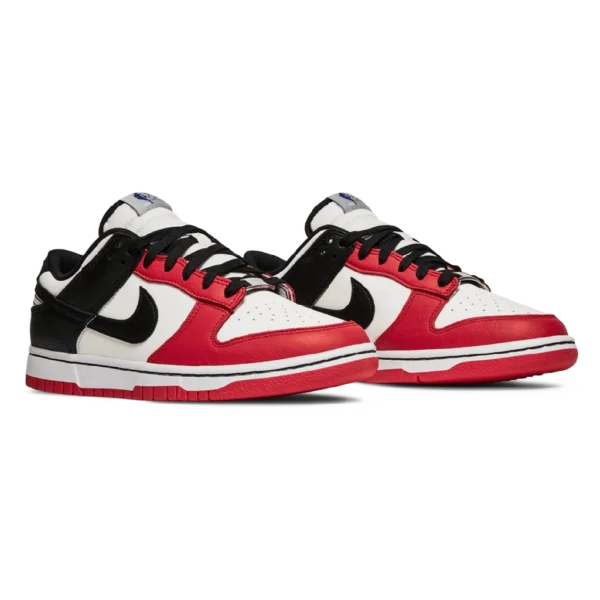 ⁦Dunk Low x NBA “75th Anniversary" Bulls⁩ – תמונה ⁦2⁩