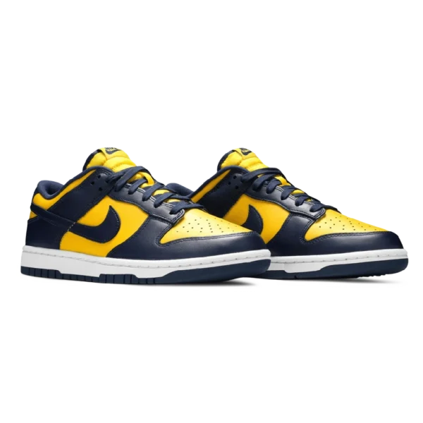 ⁦Nike Dunk Low “Michigan”⁩ – תמונה ⁦2⁩