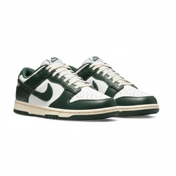 ⁦Nike Dunk Low Vintage Green⁩ – תמונה ⁦2⁩