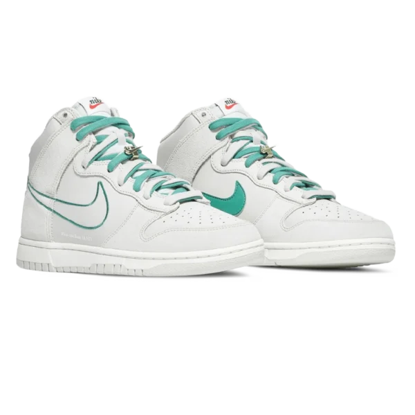 ⁦Nike Dunk High SE "First Use Pack" Green Noise⁩ – תמונה ⁦2⁩