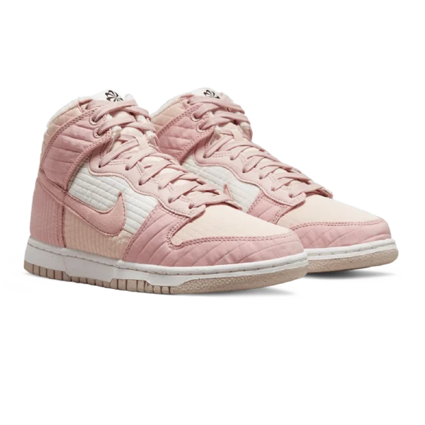 ⁦Nike Dunk High LX Next Nature "Toasty" Pink Oxford⁩ – תמונה ⁦2⁩