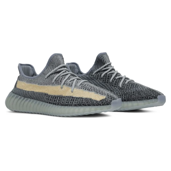 ⁦Adidas Yeezy Boost 350 V2 Ash Blue⁩ – תמונה ⁦2⁩