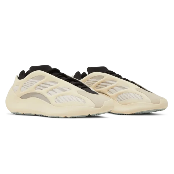 ⁦Adidas Yeezy 700 V3 Azael⁩ – תמונה ⁦2⁩