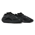 ⁦Adidas Yeezy 700 V3 Dark Glow⁩ – תמונה ⁦2⁩